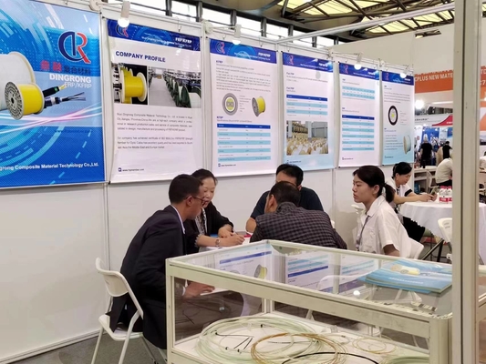Tùy chỉnh FRP Sức mạnh thành viên thanh rõ ràng chống thời tiết cao