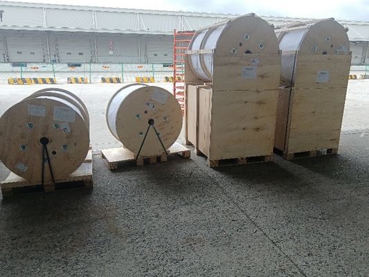 Độ dày thay đổi Thành phần FRP tùy chỉnh Hình chữ nhật Tùy chỉnh Nhẹ so với Thép Vật liệu bền Phù hợp cho Công nghiệp